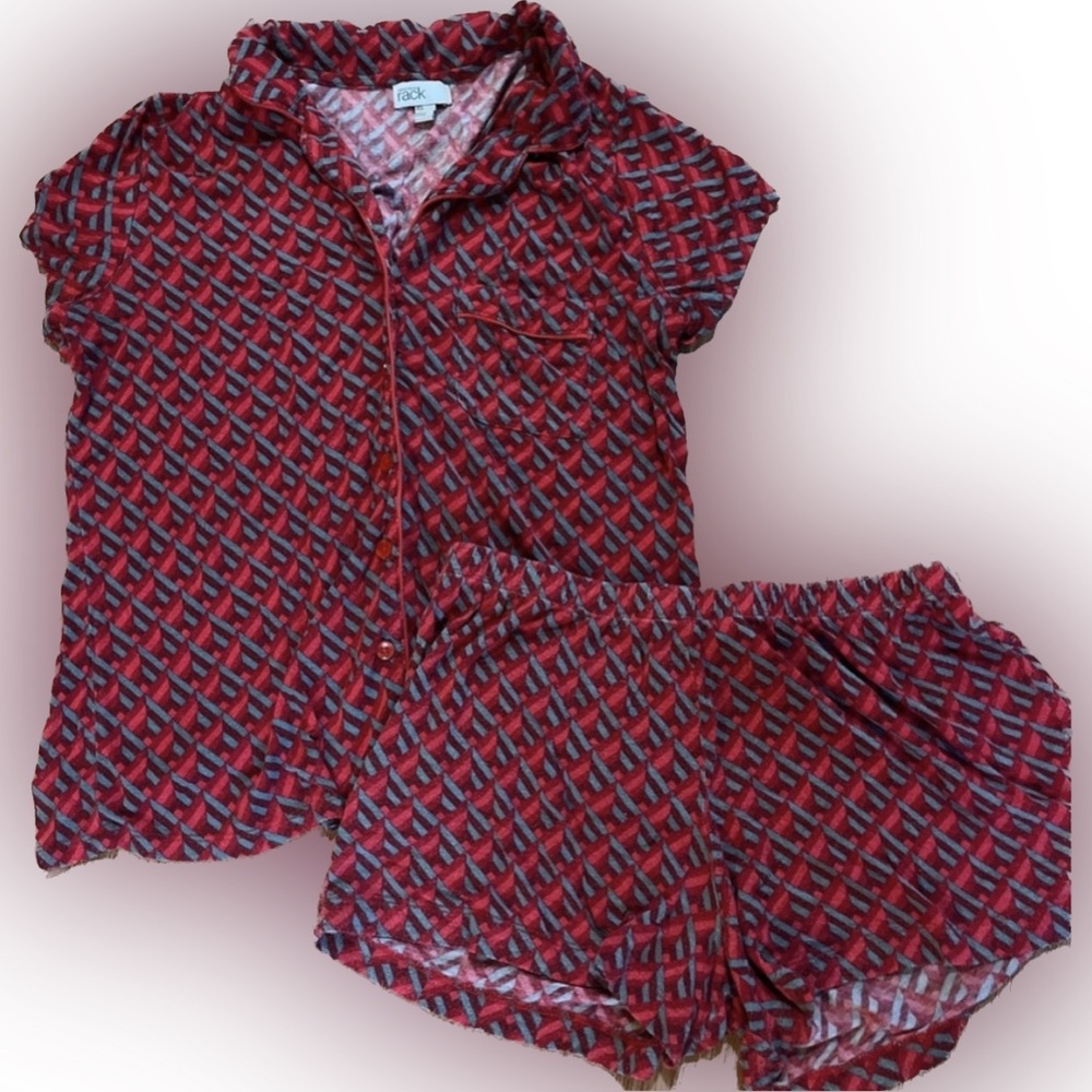 Nordstrom Rack Pajama Set Size XS button up shirt sleeve and shorts Red/green